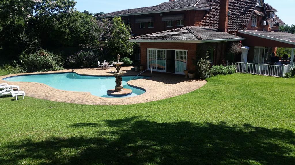 18 Pioneer Kloof Bed and Breakfast Buitenkant foto